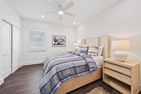 Townhouse in Palm Beach Gardens, Florida 3 bedrooms, 177.44 sq.m. № 2158434 - photo 15