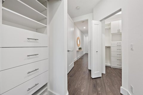 Townhouse in Palm Beach Gardens, Florida 3 bedrooms, 177.44 sq.m. № 2158434 - photo 24