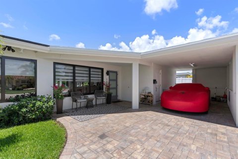 Casa en alquiler en Pompano Beach, Florida, 3 dormitorios, 127.46 m2 № 2192472 - foto 2