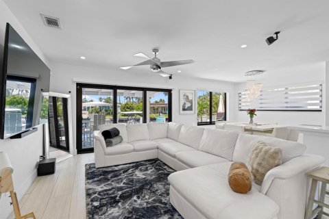 Casa en alquiler en Pompano Beach, Florida, 3 dormitorios, 127.46 m2 № 2192472 - foto 13