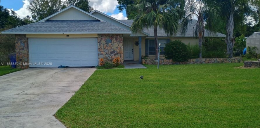 Casa en Sebring, Florida 3 dormitorios № 2088745