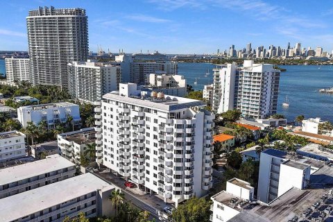 Купить кондоминиум в Майами-Бич, Флорида 2 спальни, 81.75м2, № 1967820 - фото 30