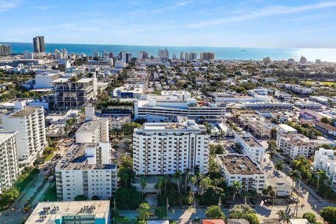 Купить кондоминиум в Майами-Бич, Флорида 2 спальни, 81.75м2, № 1967820 - фото 29