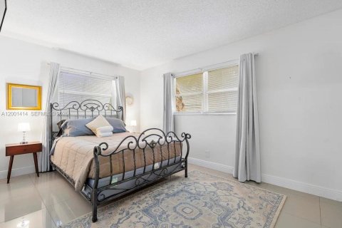 Купить виллу или дом в Форт-Лодердейл, Флорида 4 спальни, 163.32м2, № 2066508 - фото 12