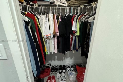 Купить кондоминиум в Хайалиа, Флорида 2 спальни, 81.29м2, № 2047169 - фото 14