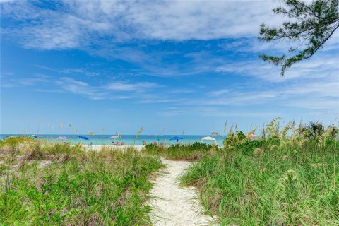 Condominio en venta en Bradenton Beach, Florida, 2 dormitorios, 60.48 m2 № 1782779 - foto 23
