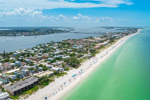 Condominio en venta en Bradenton Beach, Florida, 2 dormitorios, 60.48 m2 № 1782779 - foto 20
