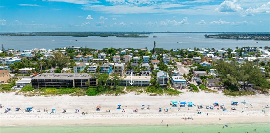 Condominio en Bradenton Beach, Florida, 2 dormitorios  № 1782779