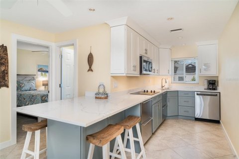Condominio en venta en Bradenton Beach, Florida, 2 dormitorios, 60.48 m2 № 1782779 - foto 3