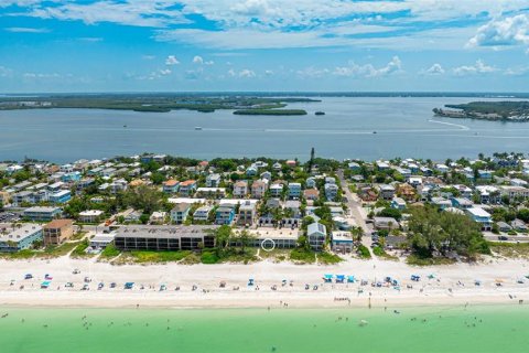 Condominio en venta en Bradenton Beach, Florida, 2 dormitorios, 60.48 m2 № 1782779 - foto 19