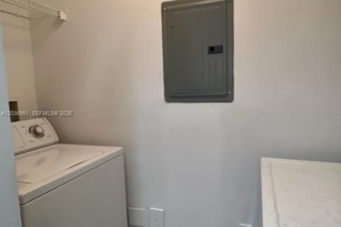 Copropriété à louer à Palm Beach Gardens, Floride: 1 chambre, 56.11 m2 № 2085566 - photo 8