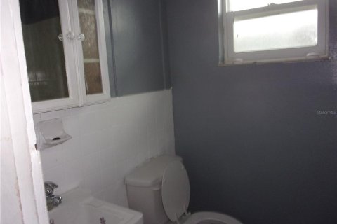 Apartamento en alquiler en Zephyrhills, Florida, 1 dormitorio, 51.1 m2 № 2147891 - foto 13