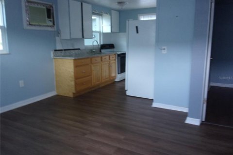 Apartamento en alquiler en Zephyrhills, Florida, 1 dormitorio, 51.1 m2 № 2147891 - foto 7