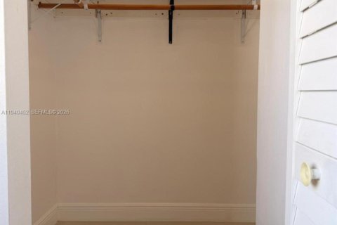 Apartment in Miami, Florida 1 bedroom, 63.17 sq.m. № 1997687 - photo 10