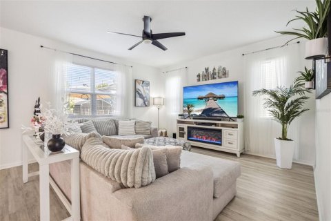 Villa ou maison à vendre à Tavares, Floride: 5 chambres, 279.91 m2 № 2429394 - photo 6