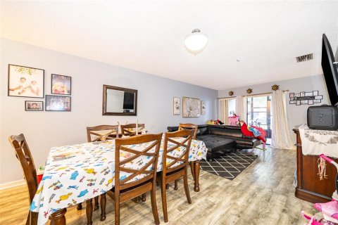 Condominio en venta en Orlando, Florida, 2 dormitorios, 76.18 m2 № 1869284 - foto 5