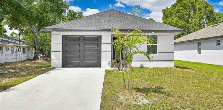 Дом в Форт Майерс, Флорида 4 спальни № 1957881