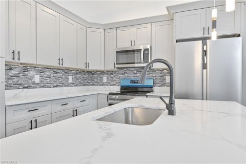 Купить виллу или дом в Форт Майерс, Флорида 4 спальни, № 1957881 - фото 3