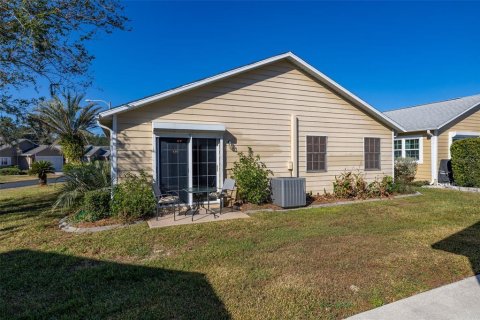 House in Zephyrhills, Florida 2 bedrooms, 133.22 sq.m. № 1716716 - photo 24