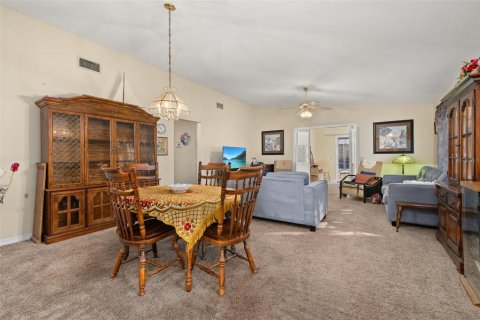 House in Zephyrhills, Florida 2 bedrooms, 133.22 sq.m. № 1716716 - photo 11