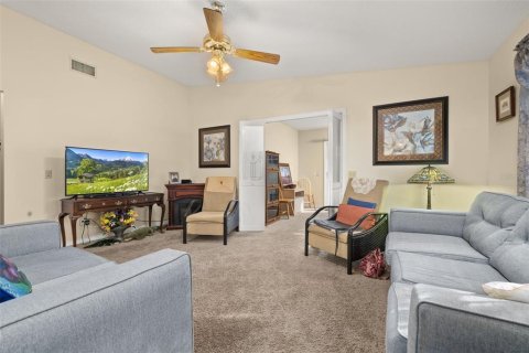 House in Zephyrhills, Florida 2 bedrooms, 133.22 sq.m. № 1716716 - photo 13