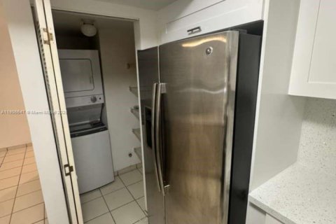 Copropriété à louer à Miami, Floride: 2 chambres, 89.65 m2 № 1957100 - photo 11