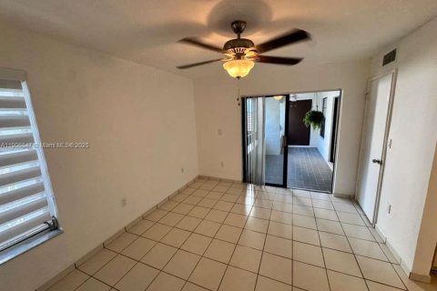 Copropriété à louer à Miami, Floride: 2 chambres, 89.65 m2 № 1957100 - photo 23