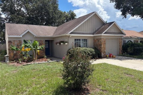 House in Tampa, Florida 3 bedrooms, 116.69 sq.m. № 2342664