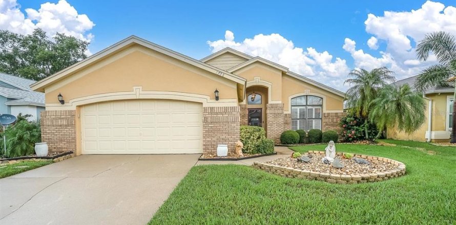 Casa en Brandon, Florida 4 dormitorios, 183.95 m2 № 1904544