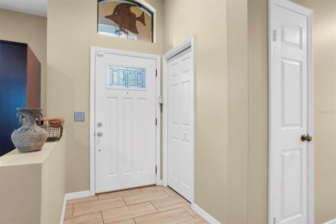 Casa en venta en Brandon, Florida, 4 dormitorios, 183.95 m2 № 1904544 - foto 3