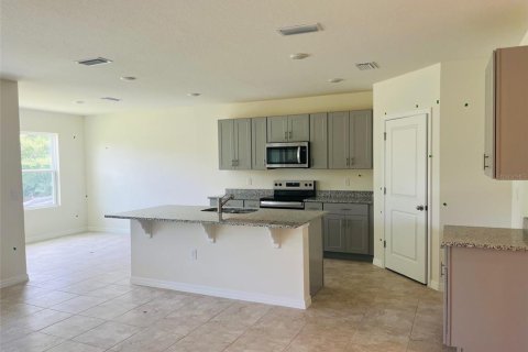 Villa ou maison à vendre à Ormond Beach, Floride: 4 chambres, 187.66 m2 № 1849717 - photo 2