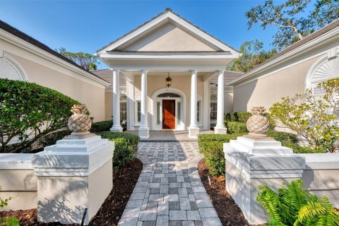 House in Osprey, Florida 4 bedrooms, 373.47 sq.m. № 1576698 - photo 12