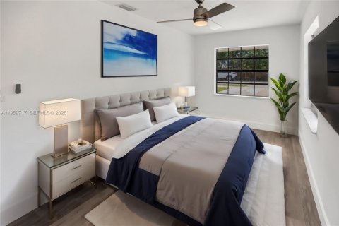 Villa ou maison à vendre à Hollywood, Floride: 4 chambres, 126.35 m2 № 2025102 - photo 7