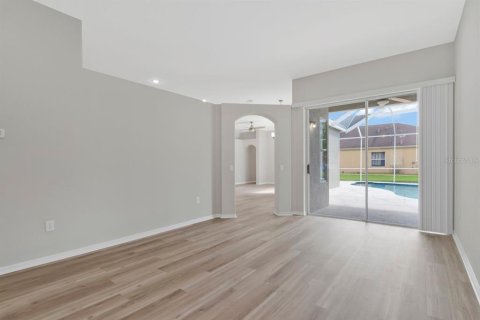 Casa en venta en Wesley Chapel, Florida, 4 dormitorios, 220.36 m2 № 2377461 - foto 8