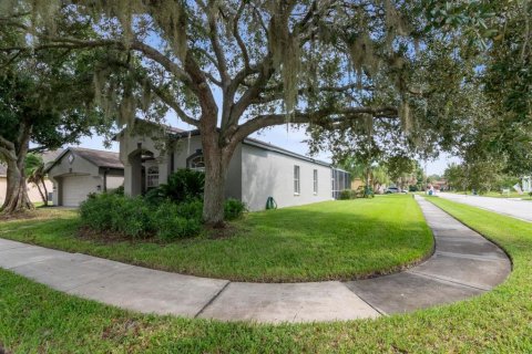 Casa en venta en Wesley Chapel, Florida, 4 dormitorios, 220.36 m2 № 2377461 - foto 4