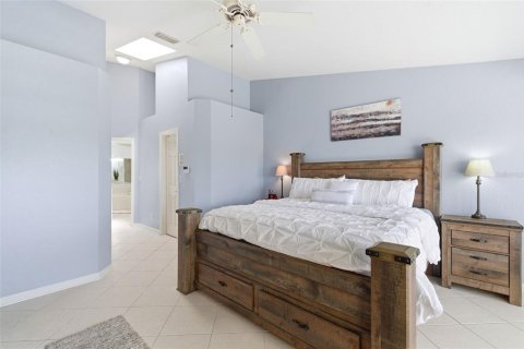 Townhouse in Oldsmar, Florida 3 bedrooms, 170.38 sq.m. № 2196067 - photo 26