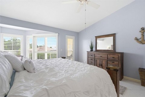 Townhouse in Oldsmar, Florida 3 bedrooms, 170.38 sq.m. № 2196067 - photo 25