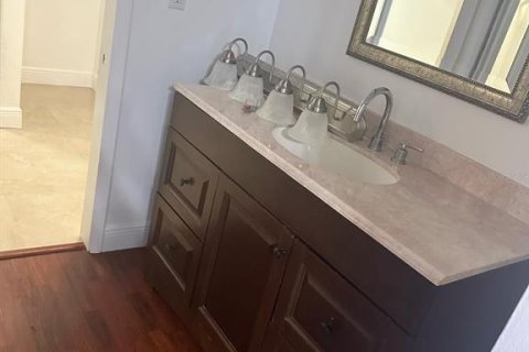 Condo in Kissimmee, Florida, 2 bedrooms  № 1783397 - photo 7