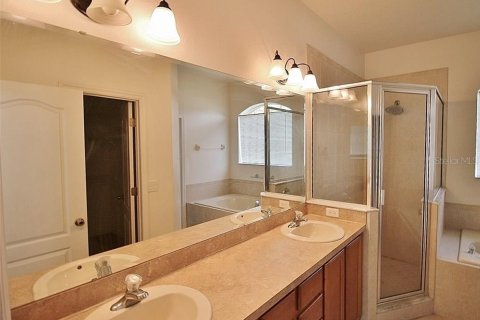 House in Grand Island, Florida 3 bedrooms, 177.81 sq.m. № 1835985 - photo 19