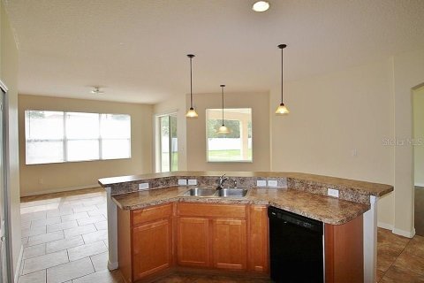 House in Grand Island, Florida 3 bedrooms, 177.81 sq.m. № 1835985 - photo 11