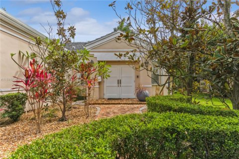 House in South Miami, Florida 3 bedrooms, 244.33 sq.m. № 1950361