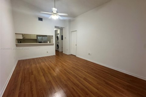 Copropriété à louer à Miami, Floride: 1 chambre, 64.29 m2 № 2084521 - photo 7
