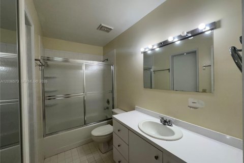 Copropriété à louer à Miami, Floride: 1 chambre, 64.29 m2 № 2084521 - photo 17