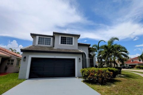 House in Pembroke Pines, Florida 4 bedrooms, 202.06 sq.m. № 1797055 - photo 1