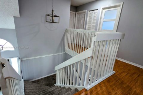 House in Pembroke Pines, Florida 4 bedrooms, 202.06 sq.m. № 1797055 - photo 14