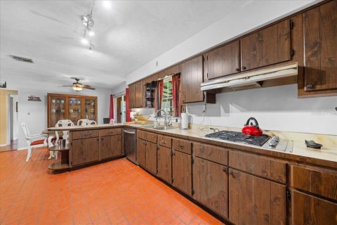 House in Hawthorne, Florida 2 bedrooms, 141.77 sq.m. № 1839080 - photo 23