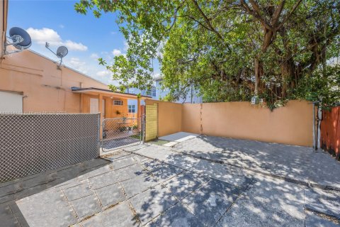 Commercial property in Miami, Florida 174.75 sq.m. № 1874395 - photo 5