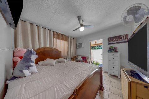 Commercial property in Miami, Florida 174.75 sq.m. № 1874395 - photo 20