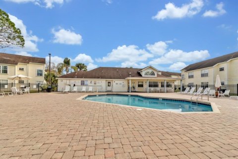 Copropriété à louer à Kissimmee, Floride: 3 chambres, 113.34 m2 № 2356634 - photo 28