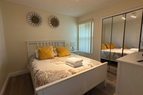 Copropriété à louer à Kissimmee, Floride: 3 chambres, 113.34 m2 № 2356634 - photo 10